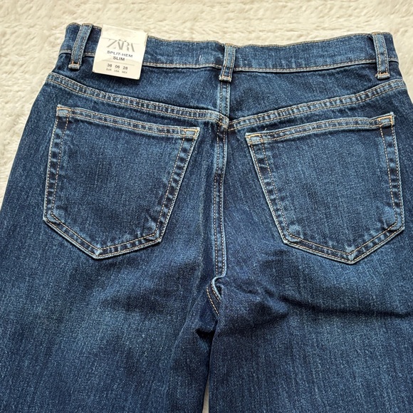 Zara Brand New Women's Dark Blue Jeans with split Hem at bottom - Picture 8 of 9